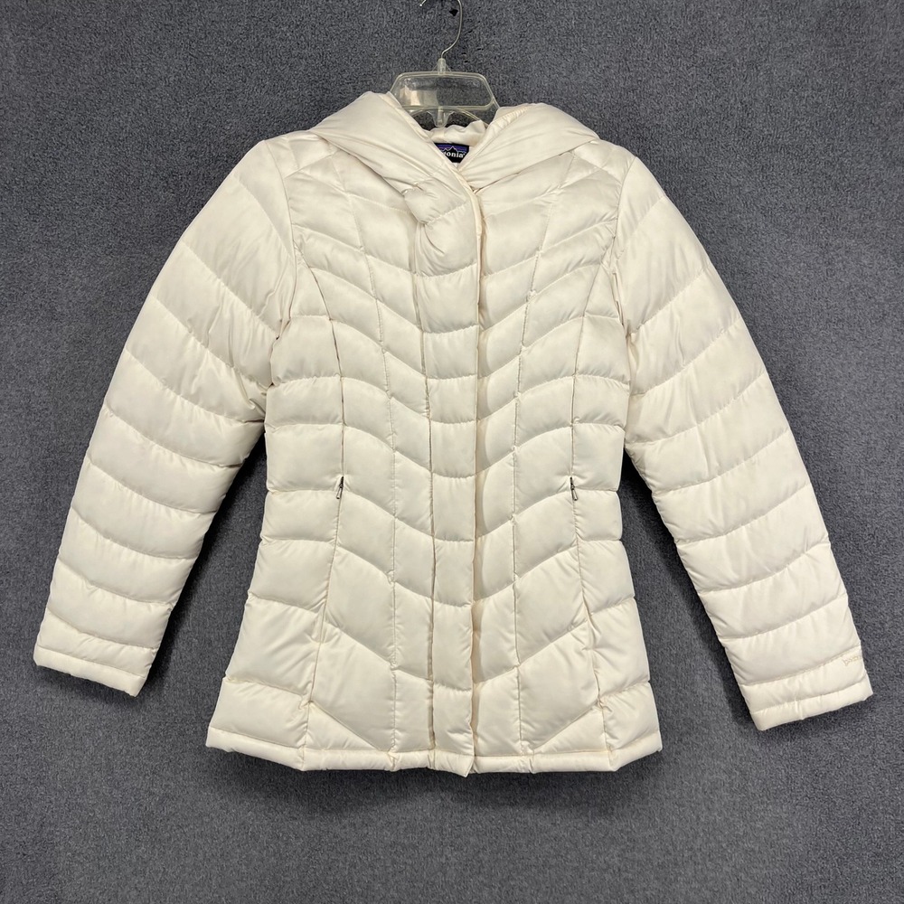Patagonia Fiona Parka Women XS‎ Cream Chevron Quilted Hooded Down Puffer Jacket